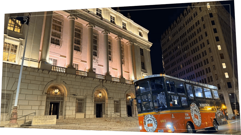San Antonio night tour trolley