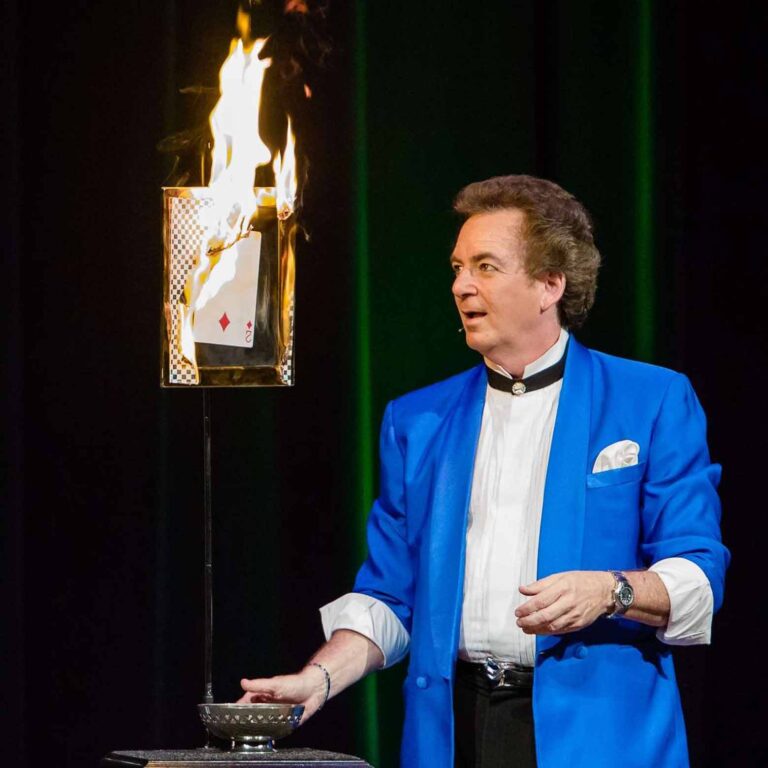 Magic Saloon performance